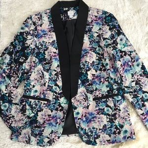 LC Lauren Conrad floral blazer 12 black satin trim